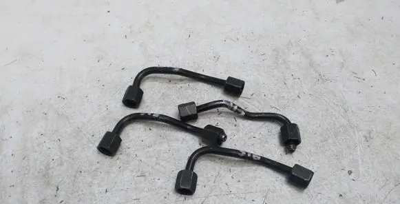 Mercedes-Benz S W220 Fuel injector supply line/pipe 