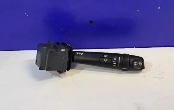 Volvo XC90 Wiper control stalk 30669742