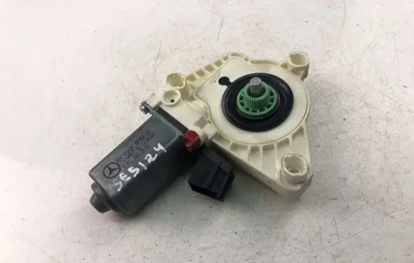 Mercedes-Benz S W221 Front door window regulator motor A2218202942