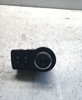 Opel Insignia A Light switch 13268694
