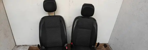 Renault Latitude (L70) Seat set 