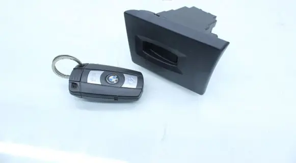 BMW 3 E90 E91 Ignition lock 10862510