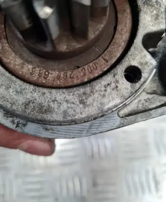 Audi A4 S4 B6 8E 8H Starter motor
