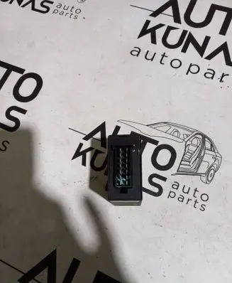Toyota Prius (XW20) Engine block 08210125003