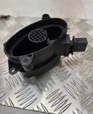 BMW 3 E90 E91 Mass air flow meter 30043 11101541