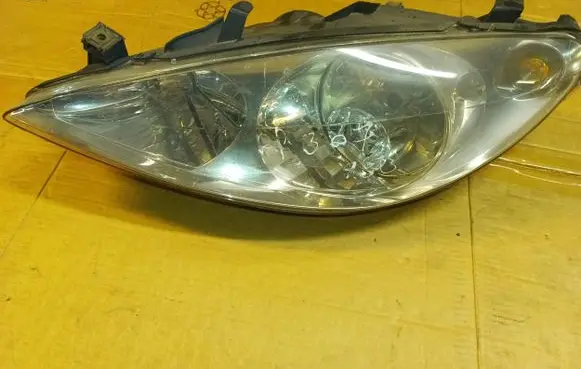 Peugeot 307 Headlight/headlamp 