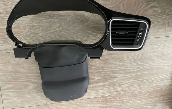 KIA Pro Cee'd III Dashboard trim 84830J7BB0