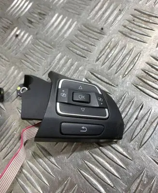 Volkswagen Golf VI Steering wheel buttons/switches 3C8959537D 3C8959538G