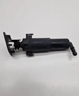 BMW X5 E70 Headlight washer spray nozzle 7173852 13037710 717385204