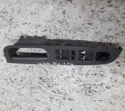 Volkswagen Jetta V Electric window control switch PBTGF30 BG1