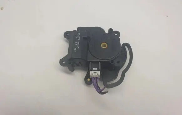 Toyota Previa (XR30, XR40) II Intake manifold valve actuator/motor 0637008410