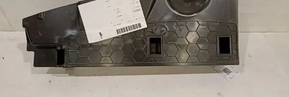 Opel Grandland X Front bumper skid plate/under tray 13445115