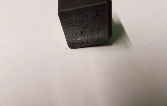 Mercedes-Benz ML W163 Other relay A0025421519