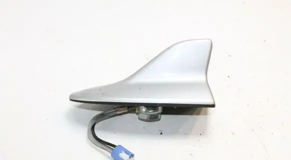 Lexus RX 450H Aerial GPS antenna 8676048050