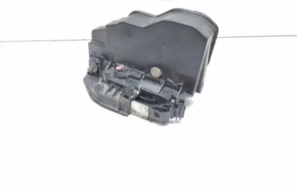 BMW X3 E83 Front door lock 7167074