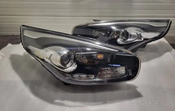 KIA Carens IV Headlights/headlamps set 