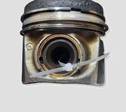 Volvo V60 Piston D4204T5