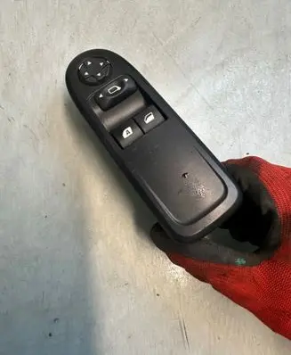Citroen C3 Electric window control switch 98012283XT