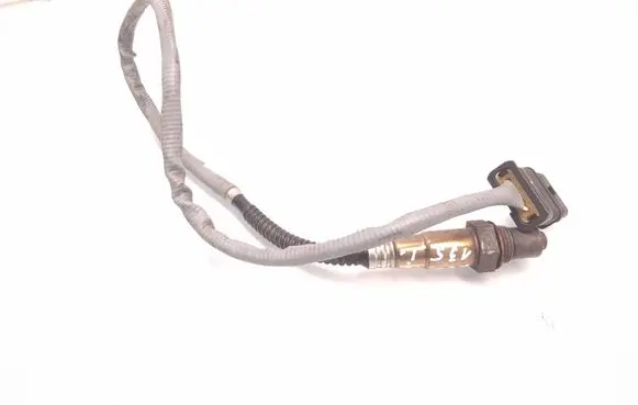 BMW 1 E82 E88 Lambda probe sensor 7589475 0258010162