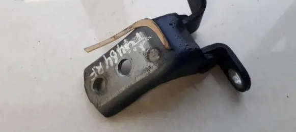 Toyota Avensis T250 Front door upper hinge