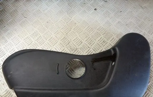 Nissan Note (E12) Seat trim 2392154