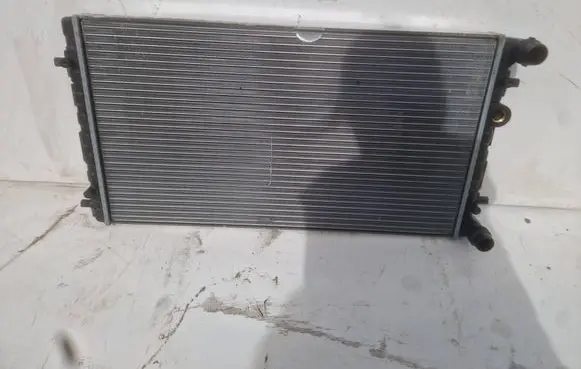 Volkswagen New Beetle Coolant radiator 1C0121253A