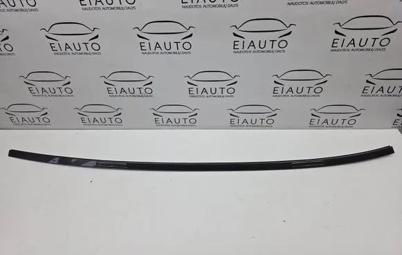 Roof trim bar molding cover