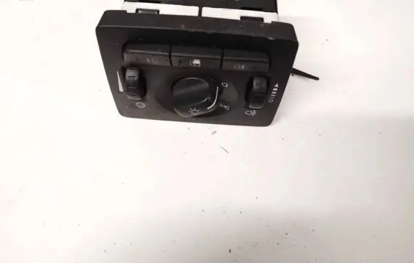 Volvo V50 Light switch 30739300
