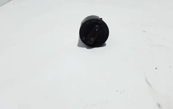 Volkswagen Caddy Light switch 1K0941431BB