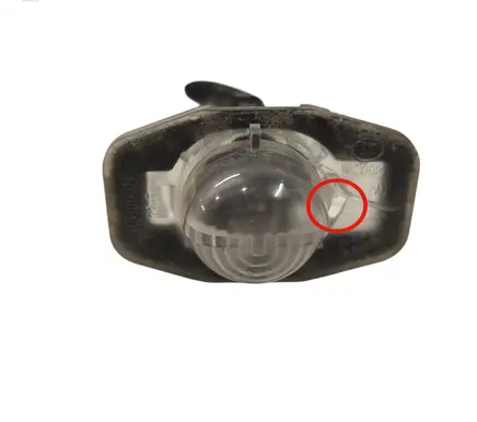 Toyota Sienna XL30 III Number plate light I090037