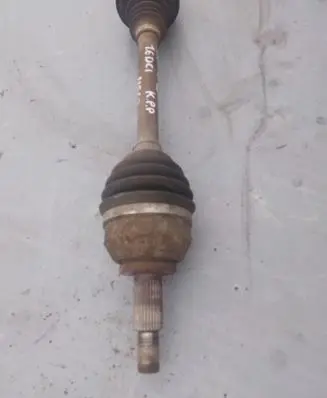 Renault Trafic III (X82) Front driveshaft
