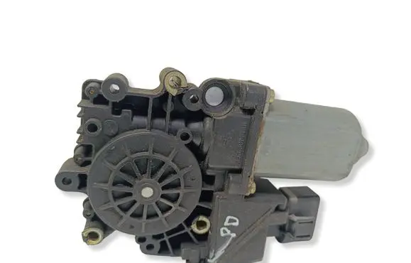 Audi A4 S4 B5 8D Front door window regulator motor 8D0959802D