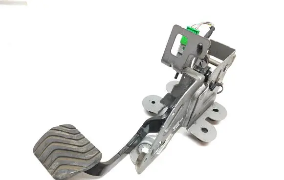 Renault Espace V (RFC) Brake pedal 465011585R