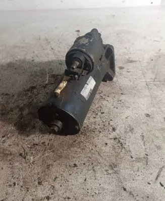 Volvo V70 Starter motor 705051253