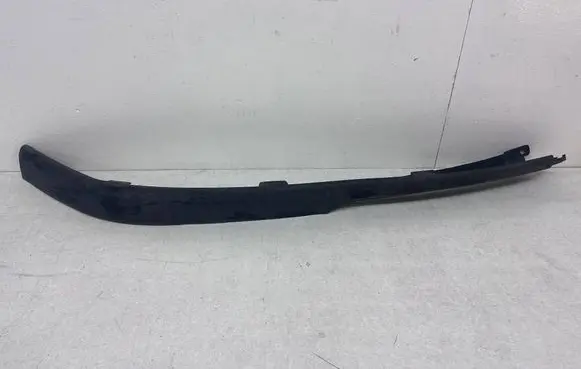 Opel Astra H Front bumper lip 13225753
