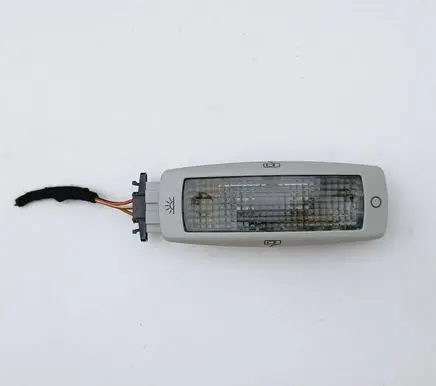 Volkswagen PASSAT B5.5 Rear seat light 3B0947291