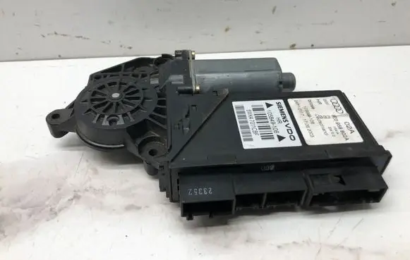Audi A4 S4 B6 8E 8H Rear door window regulator motor 8E0959802A 105999106 105849106