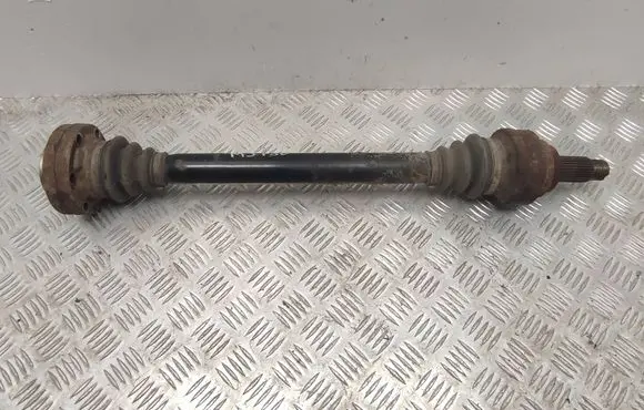 BMW M3 F80 Rear driveshaft 33207572429 33207521630