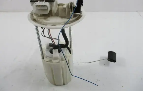 Hyundai H-1, Starex, Satellite In-tank fuel pump 31110D7050