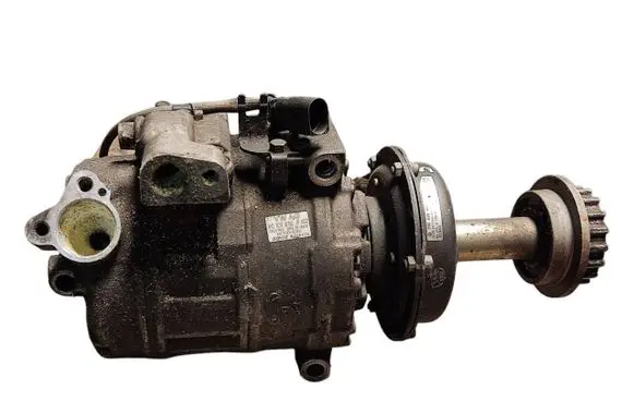 Volkswagen PASSAT B6 Air conditioning (A/C) compressor (pump) 7H0820805C 4472209093 7SEU16C