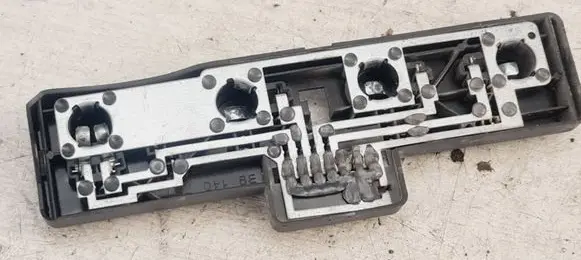 Tail light part