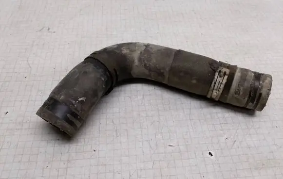 Volkswagen Transporter - Caravelle T4 Engine coolant pipe/hose