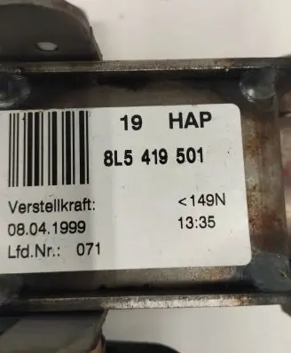 Audi A3 S3 8L Steering wheel axle 8L5419501