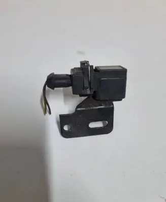 Mercedes-Benz E W210 Air pressure sensor 0115420717