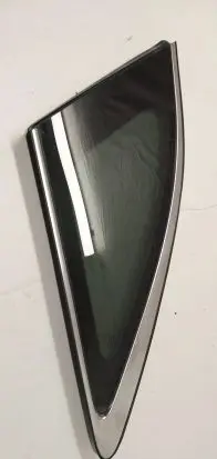 KIA Sorento Rear side window 60660989