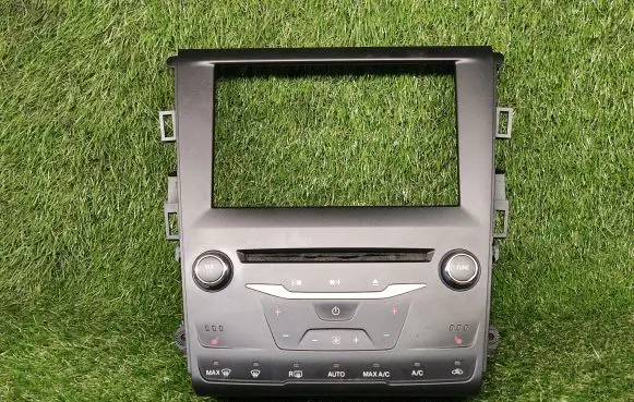 Ford Fusion II Head unit multimedia control DS7T18E245SM