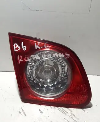 Volkswagen PASSAT B6 Tailgate rear/tail lights