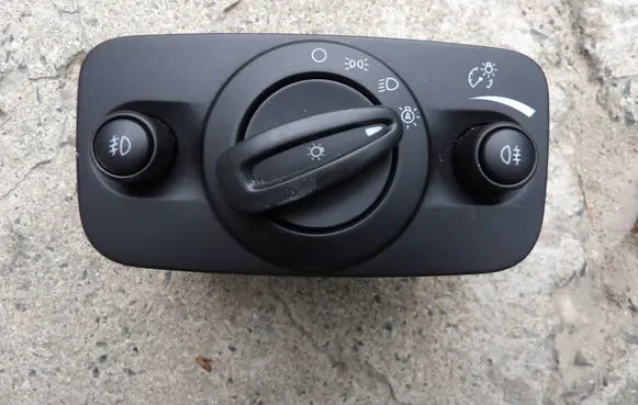 Ford Kuga II Light switch AV6T13A024EC 10099414