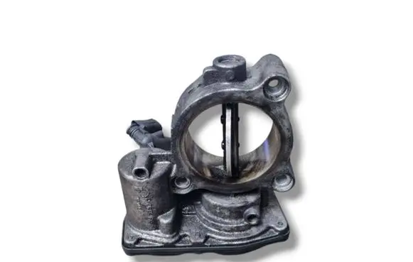 BMW 1 F20 F21 Throttle valve 7810752