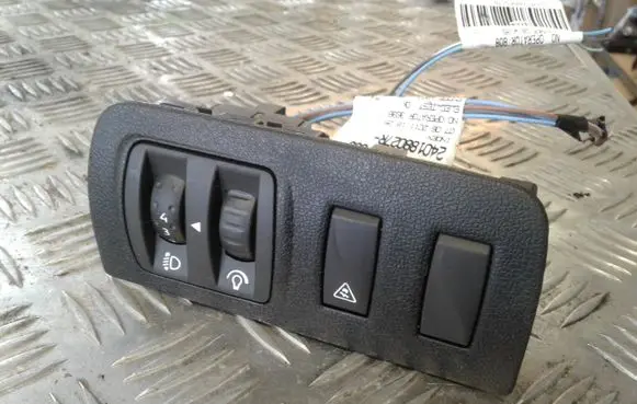 Renault Megane III Headlight level height control switch 648450001R